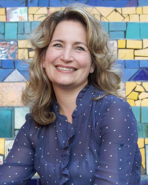 Erika Robb Larkins